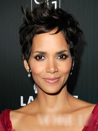 Halle Berry 哈里·贝瑞